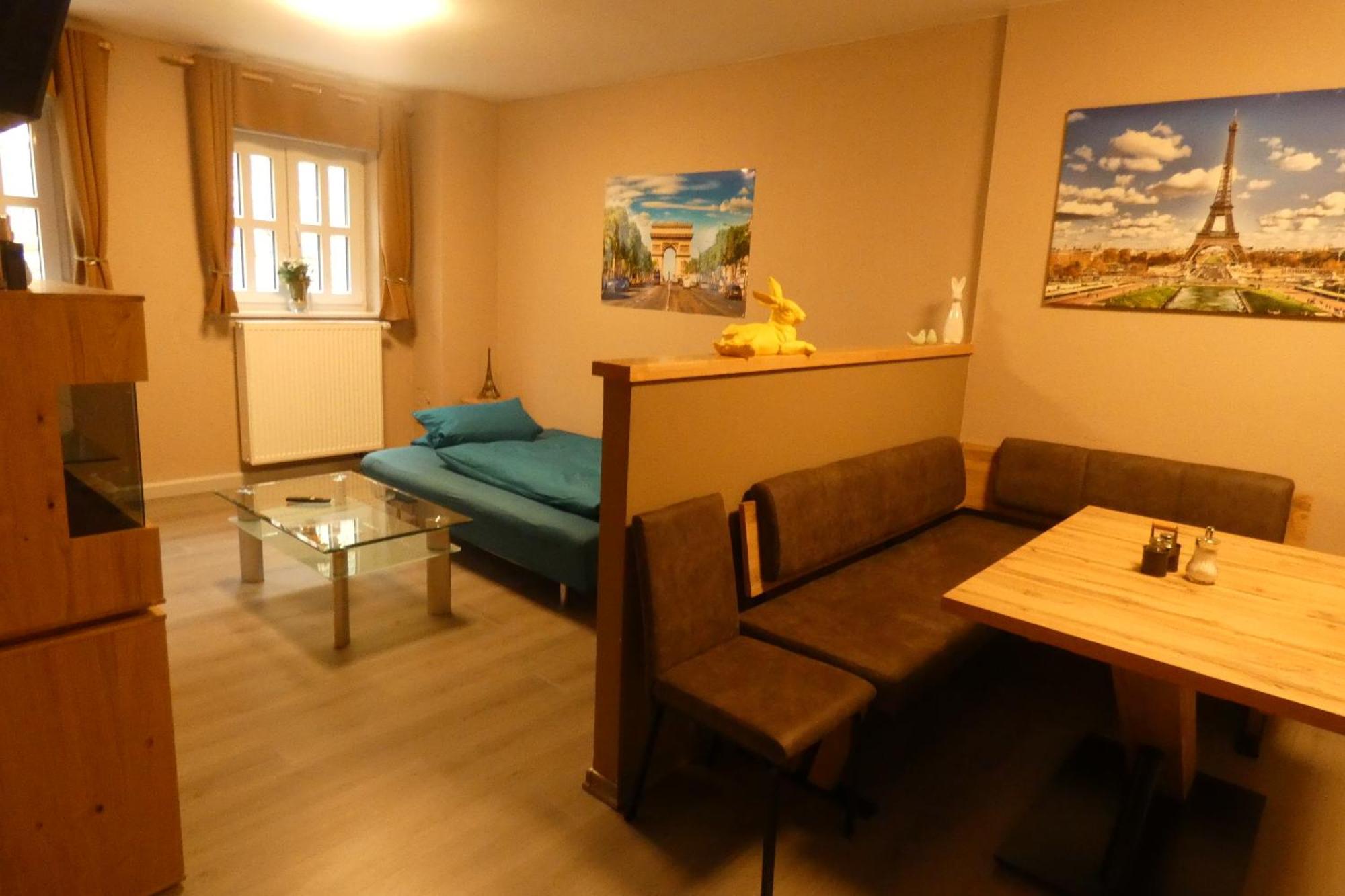 Paris Apartment Schwandorf Bagian luar foto